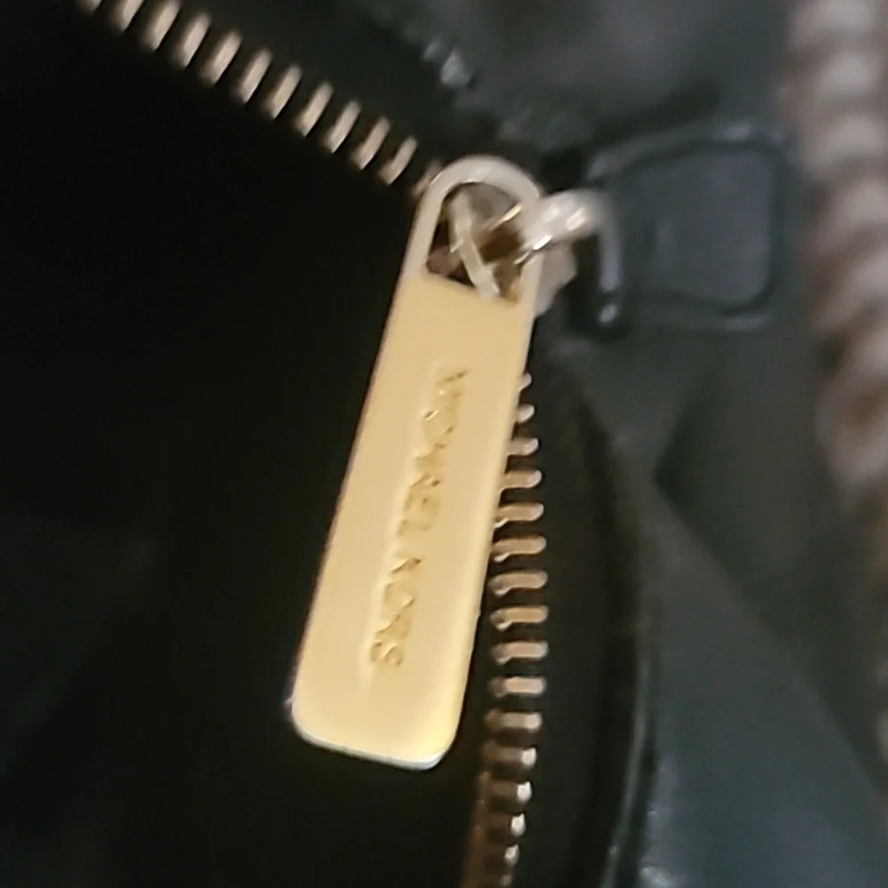 MK - Picture 6 of 6